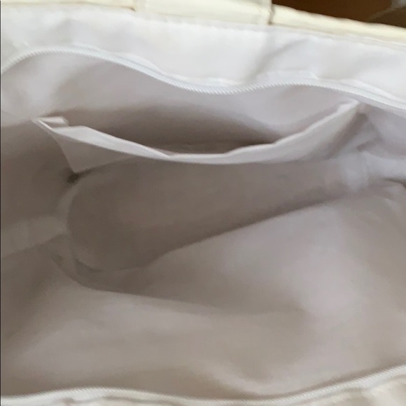 Straw Tote - Picture 2 of 8